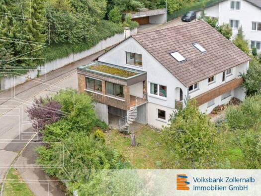 Einfamilienhaus zum Kauf 360.000 € 8,5 Zimmer 215 m² 818 m² Grundstück Ebingen Albstadt 72458