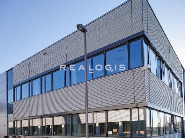 Halle/Industriefläche zur Miete provisionsfrei 6,10 € 8.500 m² Lagerfläche teilbar ab 1.800 m² Hochbrück Garching bei München 85748