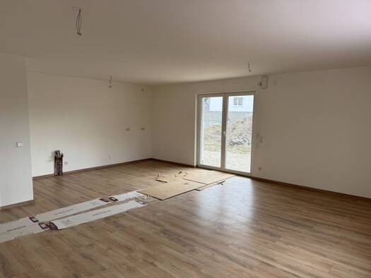 Wohnung zur Miete - Erstbezug 1.100 € 3 Zimmer 91,8 m² EG frei ab 01.09.2025 Schmiechen 86511