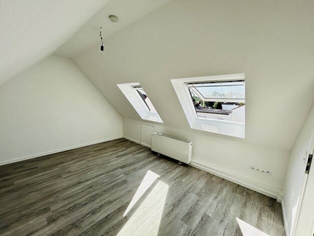 Wohnung zum Kauf provisionsfrei 300.000 € 4 Zimmer 80 m² 2. Geschoss Okriftel Hattersheim 65795