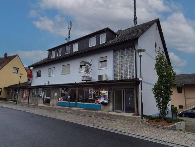 Gewerbeobjekt zum Kauf als Kapitalanlage geeignet 1.490.000 € 709 m² 678 m² Grundstück Seukendorf Seukendorf 90556