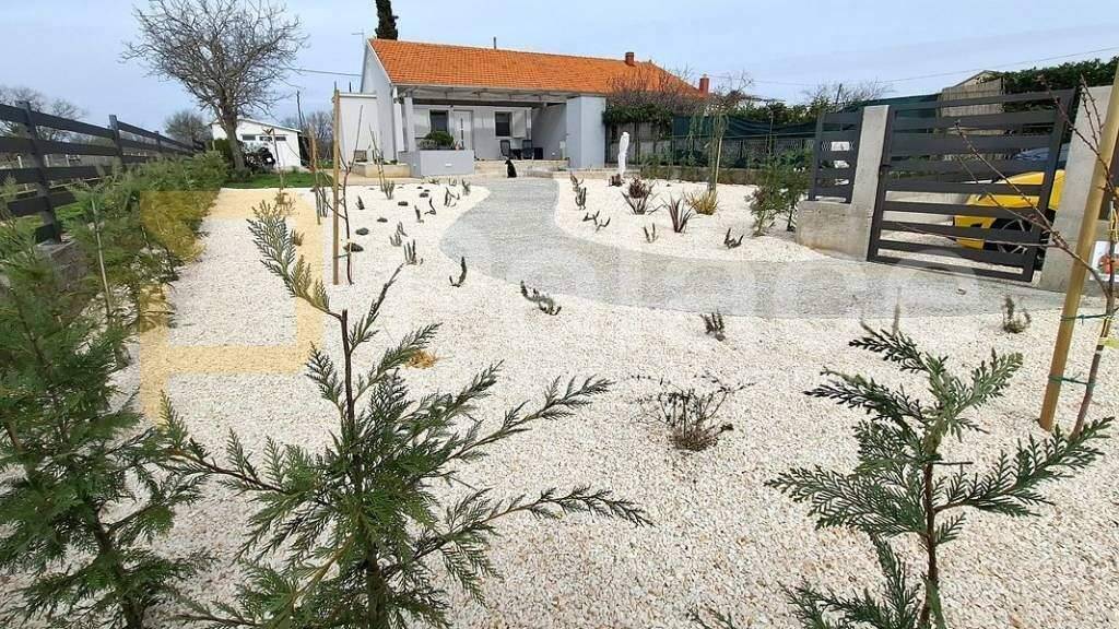 Haus zum Kauf 256.000 € 2 Zimmer 95 m² Drnis