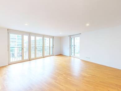 Wohnung zur Miete 1.400 € 2 Zimmer 75,9 m² EG frei ab 01.09.2025 Mailänder Platz 9 Europaviertel Stuttgart 70173
