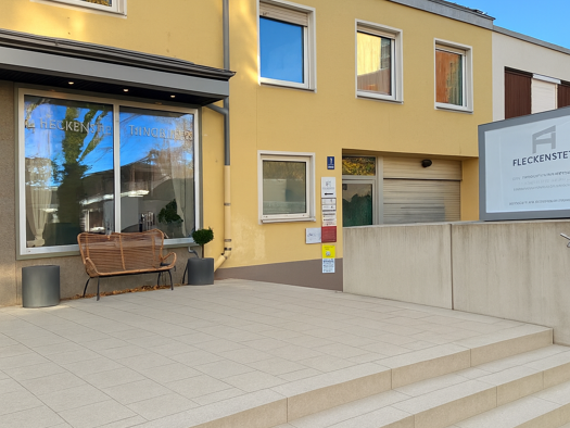 Laden zur Miete 1.684 € 2 Zimmer 37,8 m² Verkaufsfläche Thalk.Obersendl.-Forsten-Fürstenr.-Solln München 81479