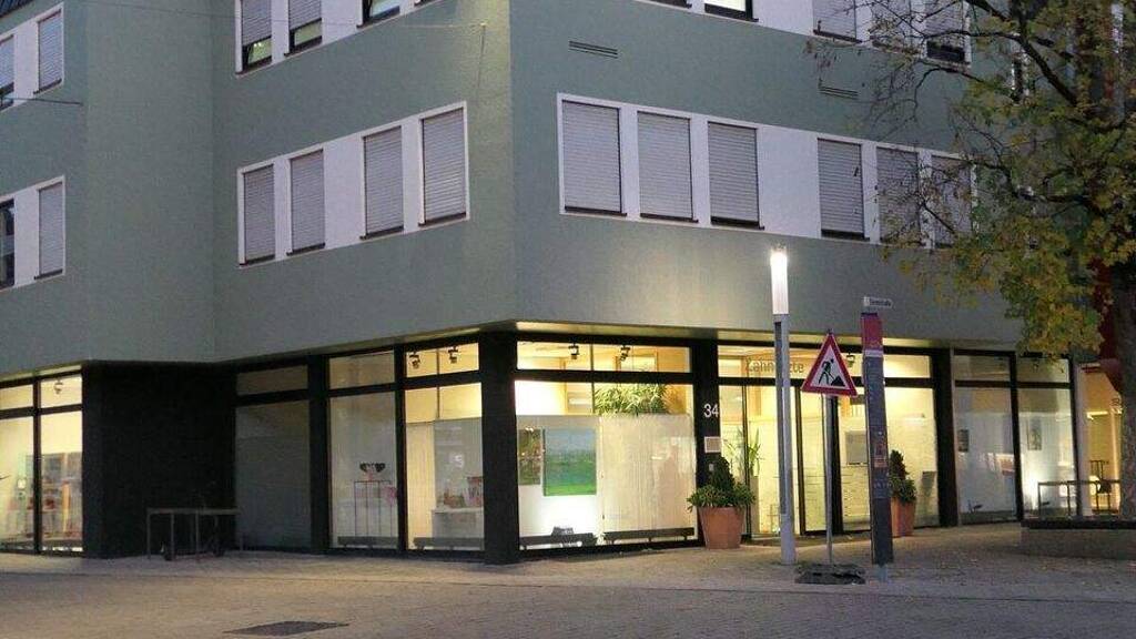 Praxis zur Miete 3.000 € 6 Zimmer 238 m² Bürofläche Nagold 72202