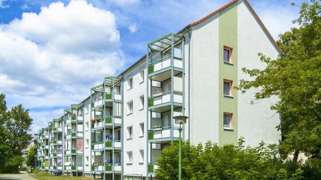 WG-Zimmer zur Miete 410 € 4 Zimmer 74,5 m² 4. Geschoss frei ab sofort Bautzener Allee 2 Hoyerswerda 02977
