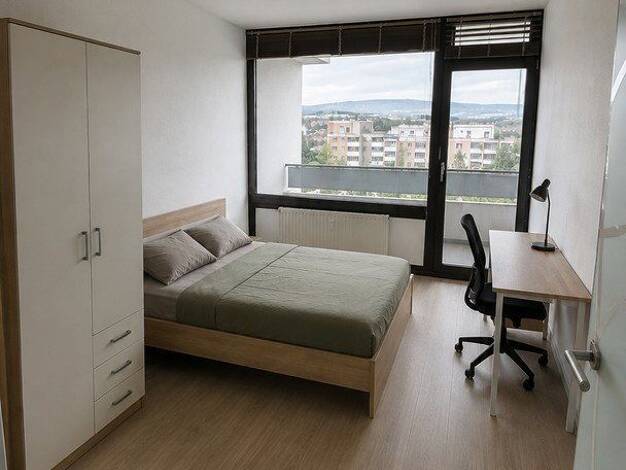 WG-Zimmer zur Miete auf Zeit 425 € 15 m² 2. Geschoss Sertoriusring 15 Finthen Mainz 55126