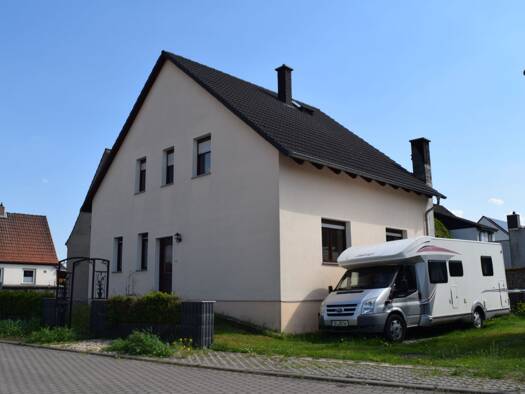 Einfamilienhaus zum Kauf 299.000 € 5 Zimmer 134 m² 469 m² Grundstück Sennewitz Petersberg 06193