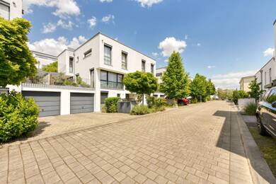 Doppelhaushälfte zum Kauf 790.000 € 5,5 Zimmer 128,3 m² 171 m² Grundstück frei ab 01.07.2026 Weinapfelweg 7 Zuffenhausen - Mitte Stuttgart 70437