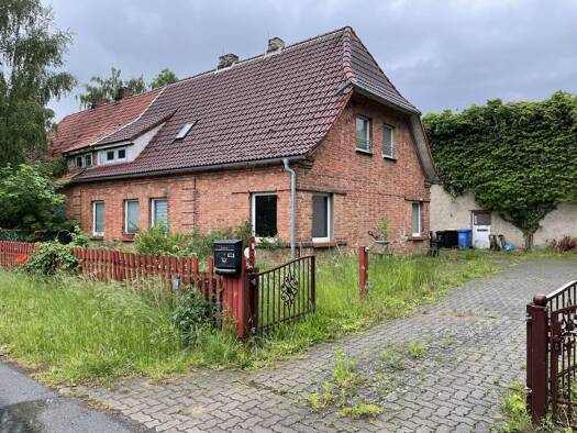Doppelhaushälfte zum Kauf 240.000 € 6 Zimmer 176 m² 3.413 m² Grundstück Freudenberg Ribnitz-Damgarten 18311
