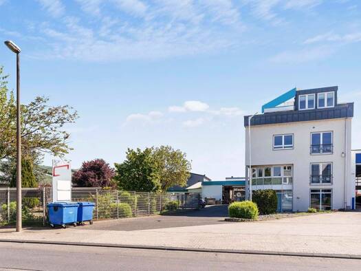 Mehrfamilienhaus zum Kauf 1.295.000 € 20 Zimmer 1.219 m² 3.550 m² Grundstück Neuwied Neuwied 56566