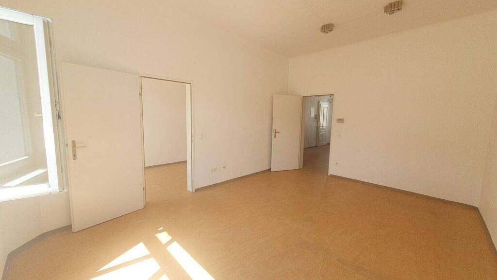 Wohnung zur Miete 563 € 57 m² 3. Geschoss Wien 1150