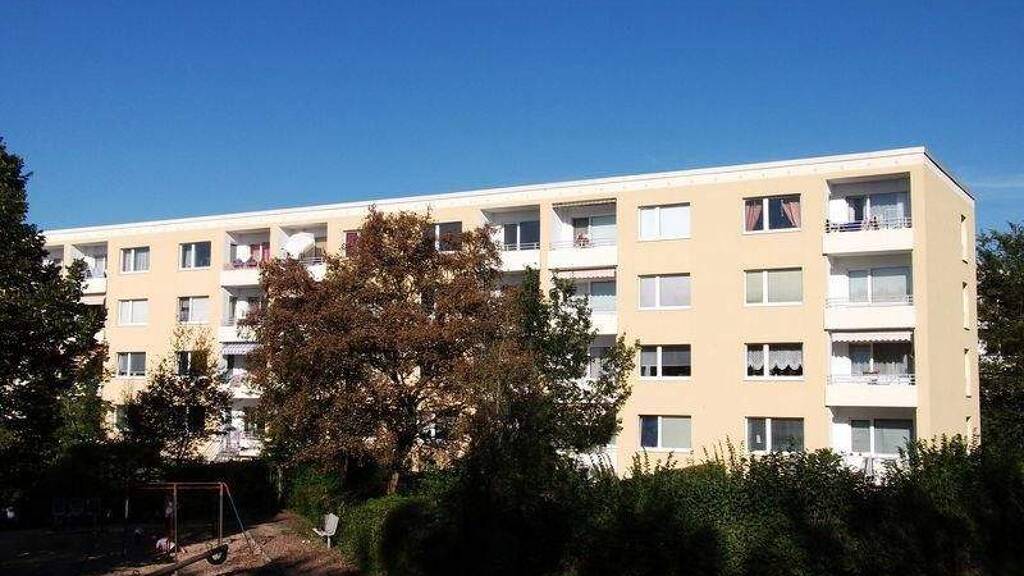 Wohnung zur Miete 680 € 2,5 Zimmer 65,6 m² 3. Geschoss frei ab 08.03.2026 Roskilder Weg 22 Mettenhof Kiel 24109