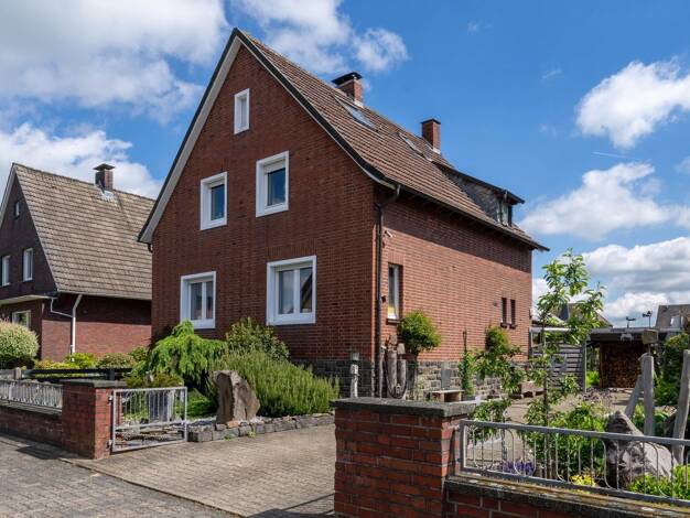 Mehrfamilienhaus zum Kauf 375.000 € 5 Zimmer 146 m² 1.185 m² Grundstück Werne Werne 59368