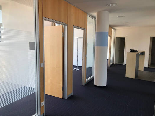 Bürofläche zur Miete 11 € 468 m² Bürofläche teilbar von 150 m² bis 468 m² Nord Sindelfingen 71063