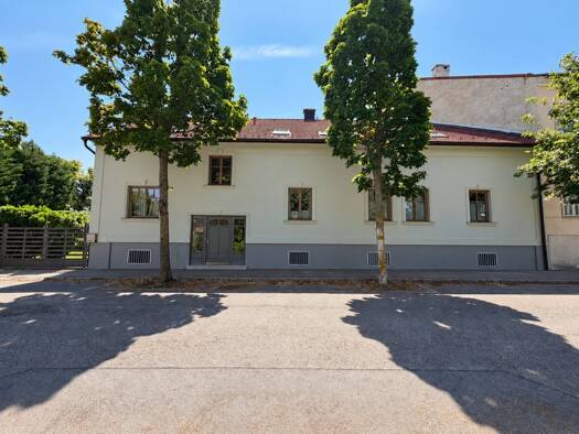 Mehrfamilienhaus zum Kauf 1.290.000 € 5 Zimmer 240 m² 719 m² Grundstück Baden 2500