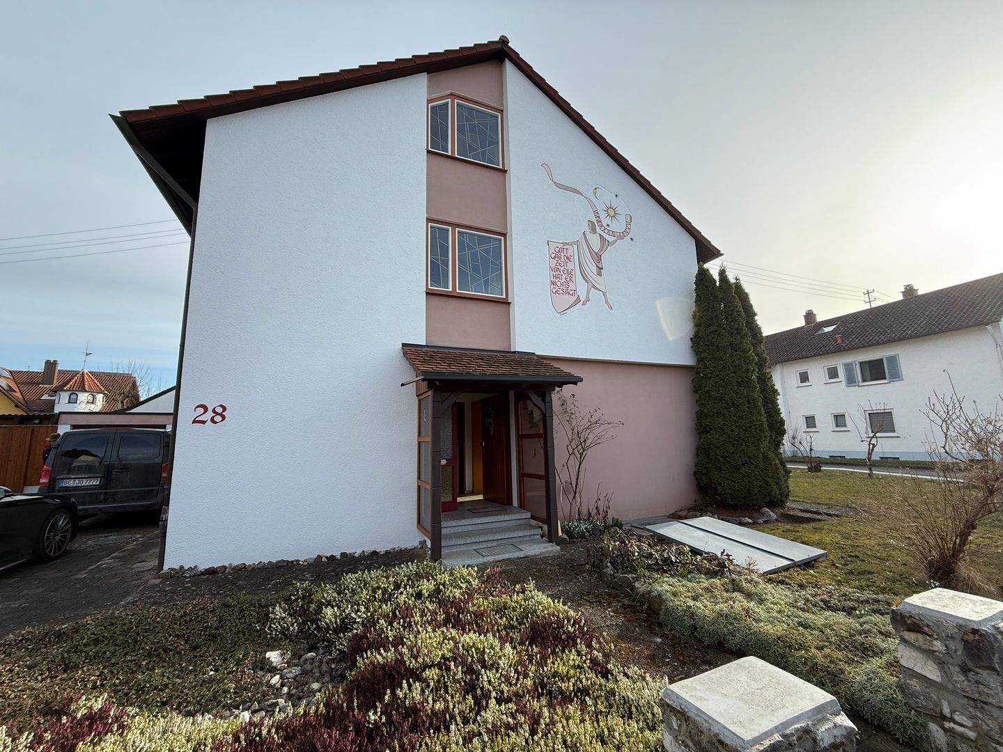Immobilie in Ummendorf - Exklusives Refugium in Ummendorf bei Biberach: Großzügiges 5,5-Zi.-Haus mit Terrasse, Garten, 5 Garagen, Vollkeller & Ausbaureserve – viel Potenzial f - Bild 2