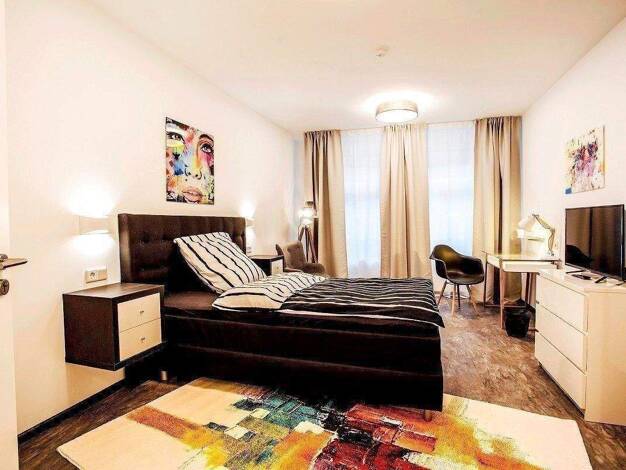 WG-Zimmer zur Miete Wohnen auf Zeit 540 € 14 m² 3. Geschoss frei ab 15.08.2025 Taunusstraße 00 3.OGli Bahnhofsviertel Frankfurt am Main 60329