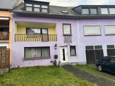 Reihenmittelhaus zum Kauf 189.000 € 8 Zimmer 370 m² 673 m² Grundstück Minheim 54518
