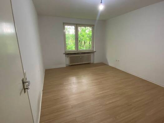 Wohnung zur Miete 243 € 1 Zimmer 30 m² Geschoss 2/3 frei ab 01.08.2026 Süntelstraße 19 C Bad Münder Bad Münder am Deister 31848