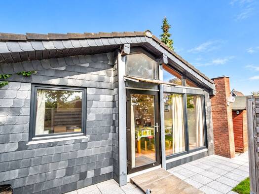 Ferienhaus zum Kauf als Kapitalanlage geeignet 139.000 € 3 Zimmer 60 m² 290 m² Grundstück Fedderwardersiel Butjadingen 26969