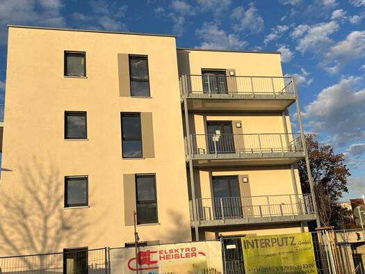 Wohnung zur Miete 800 € 2 Zimmer 57 m² Geschoss 1/3 frei ab sofort Van-Gogh-Straße Herpersdorf Nürnberg 90455