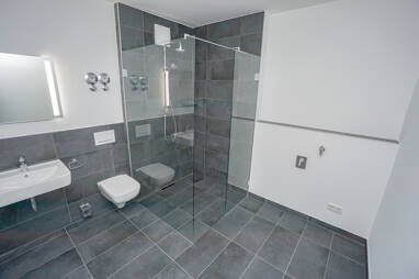 Wohnung zum Kauf 329.900 € 2 Zimmer 66,7 m² EG Roth Roth 91154