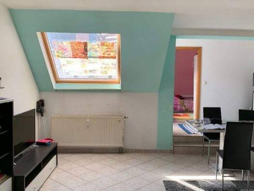 Wohnung zum Kauf 179.000 € 3 Zimmer 85 m² Groß-Zimmern 64