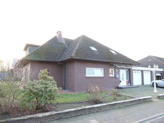 Einfamilienhaus zum Kauf 485.000 € 7 Zimmer 225 m² 836 m² Grundstück Emstekerfeld Cloppenburg 49661