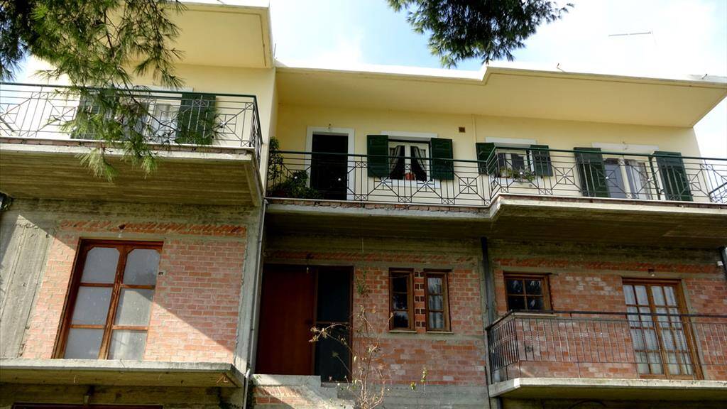 Einfamilienhaus zum Kauf 160.000 € 4 Zimmer 400 m² 2.000 m² Grundstück Eubia