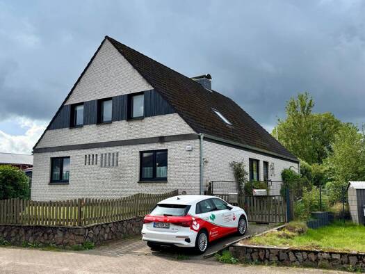 Einfamilienhaus zum Kauf 369.000 € 7 Zimmer 189 m² 729 m² Grundstück frei ab 01.10.2026 Lasbek 23847