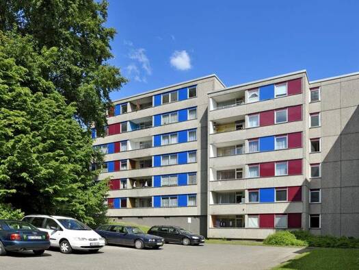 Wohnung zur Miete 309 € 3 Zimmer 75 m² 3. Geschoss frei ab 01.01.2026 Danziger Straße 9 Kreuztal 57223