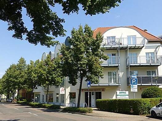 Wohnung zur Miete 540 € 2 Zimmer 70 m² Geschoss -3/4 frei ab sofort Merseburg 06217