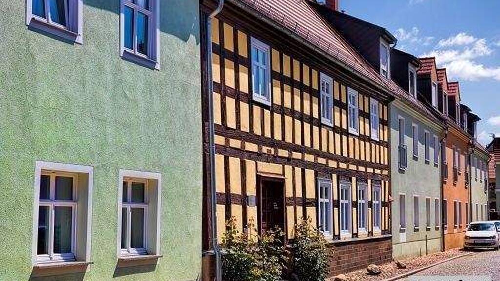 Reihenmittelhaus zum Kauf 273.000 € 6 Zimmer 131 m² 161 m² Grundstück Biekhofen Attendorn 57439