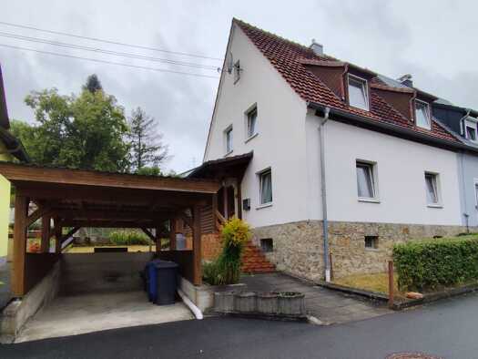 Doppelhaushälfte zum Kauf 69.000 € 5 Zimmer 91,8 m² 352 m² Grundstück Stadtsteinach Stadtsteinach 95346