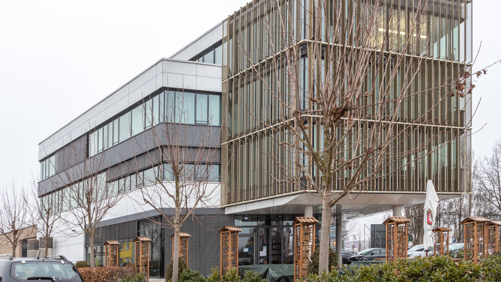 Bürofläche zur Miete 7.910 € 8 Zimmer 687,9 m² Bürofläche Friedrichshofen Ingolstadt 85049