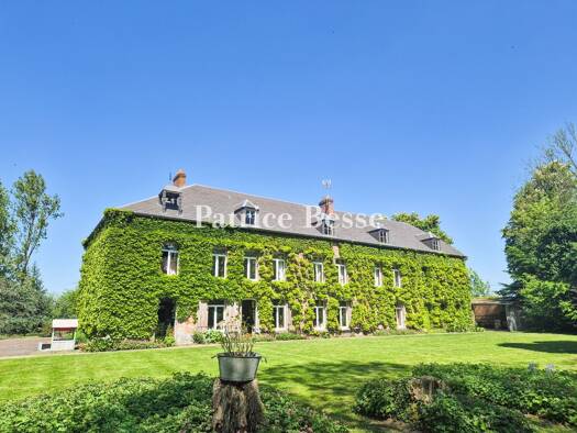 Herrenhaus zum Kauf 635.000 € 12 Zimmer 352 m² 12.156 m² Grundstück Avesnes-sur-Helpe 59440