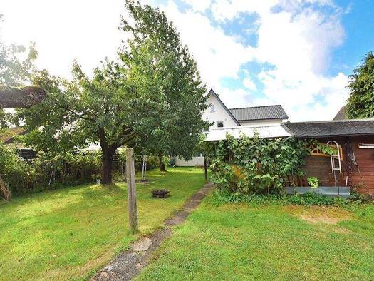 Mehrfamilienhaus zum Kauf 280.000 € 8 Zimmer 240 m² 1.009 m² Grundstück Holzhausen Preußisch Oldendorf 32361