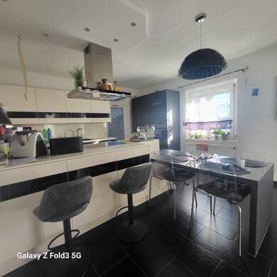 Mehrfamilienhaus zum Kauf 645.000 € 11 Zimmer 270 m² 651 m² Grundstück Trossingen Trossingen 78647