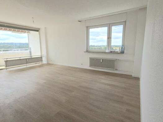 Wohnung zur Miete 1.260 € 4,5 Zimmer 105 m² Geschoss 1/17 frei ab sofort Kirchheim Kirchheim unter Teck 73230