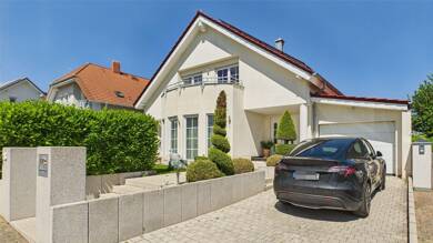 Einfamilienhaus zum Kauf 990.000 € 8 Zimmer 243 m² 551 m² Grundstück Zornheim 55270