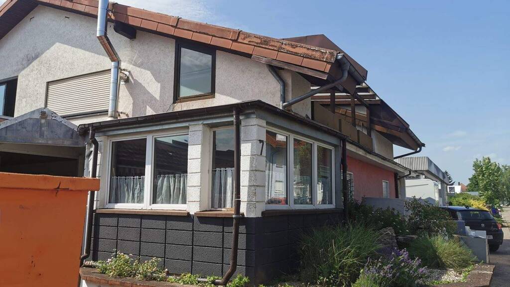 Sonstiges zum Kauf als Kapitalanlage geeignet 550.000 € 14 Zimmer 527 m² 922 m² Grundstück Kenzingen 79341