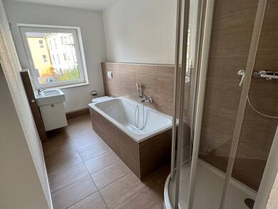 Wohnung zum Kauf als Kapitalanlage geeignet 109.000 € 2 Zimmer 65 m² Florian- Geyer-Str. Innenstadt Gera 07545