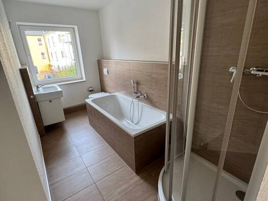Wohnung zum Kauf als Kapitalanlage geeignet 99.500 € 2 Zimmer 65 m² Florian- Geyer-Str. Innenstadt Gera 07545