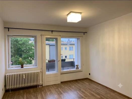 Wohnung zur Miete 1.220 € 2 Zimmer 67 m² Geschoss 3/3 frei ab 01.10.2026 Charlottenburg Charlottenburg-Wilmersdorf 13627