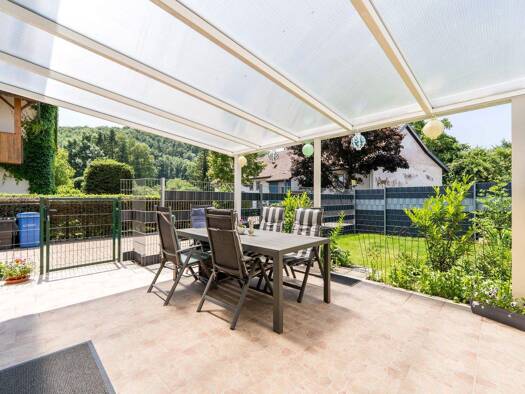 Doppelhaushälfte zum Kauf 515.000 € 6 Zimmer 136,3 m² 359 m² Grundstück Unterlauchringen Lauchringen 79787