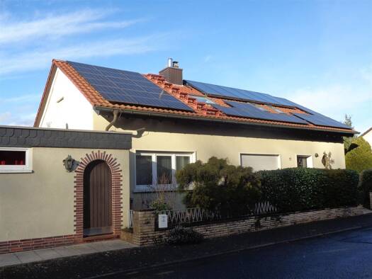 Mehrfamilienhaus zum Kauf 499.000 € 11 Zimmer 264 m² 881 m² Grundstück Hofgarten Wertheim 97877