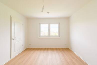Wohnung zur Miete - Neubau 718 € 3 Zimmer 77,2 m² Dachgeschoss, 5. Geschoss frei ab sofort Thierbacher Straße 14 Kitzscher Kitzscher 04567