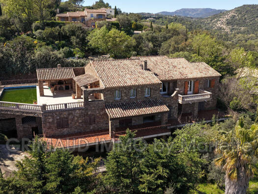 Haus zum Kauf 2.630.000 € 10 Zimmer 497,7 m² 2.435 m² Grundstück Ouest Grimaud 83310