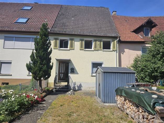 Reihenmittelhaus zum Kauf 179.000 € 4 Zimmer 110 m² 266 m² Grundstück frei ab sofort Lauchheim 73466